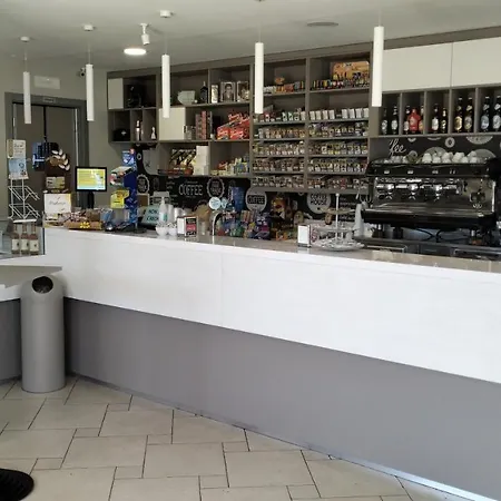 Alojamento de Acomodação e Pequeno-almoço Caffe Noci