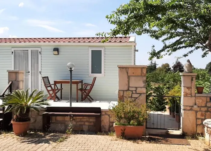 Alojamento de Acomodação e Pequeno-almoço Caffe