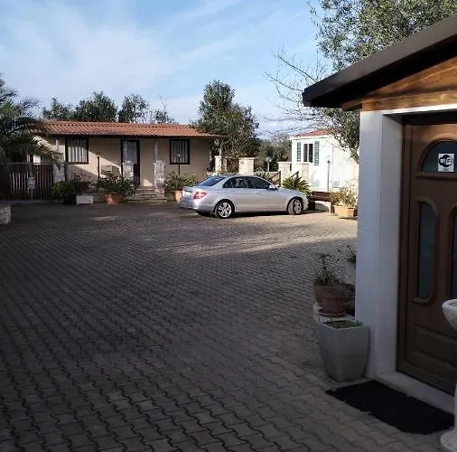 Alojamento de Acomodação e Pequeno-almoço Caffe