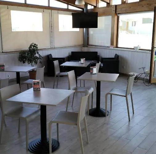 Caffe לינה וארוחת בוקר