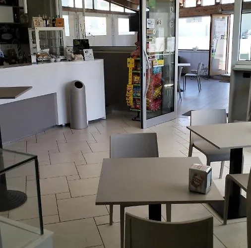 Caffe לינה וארוחת בוקר