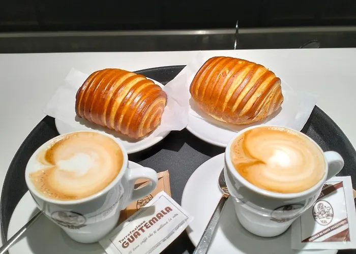 Caffe לינה וארוחת בוקר 3*